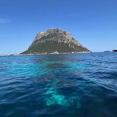 Dell'armonia Perfetta Sardegna Tatil Evi Porto Istana